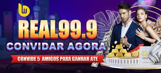 PKPK555 Asian Handicap ဘောလုံး — ကွင်းပြင်တွင် ဂိုးသမားနှင့် တိုက်စစ်မှူး တိုက်စစ်ဆင်နွှဲနေသောမြင်ကွင်း